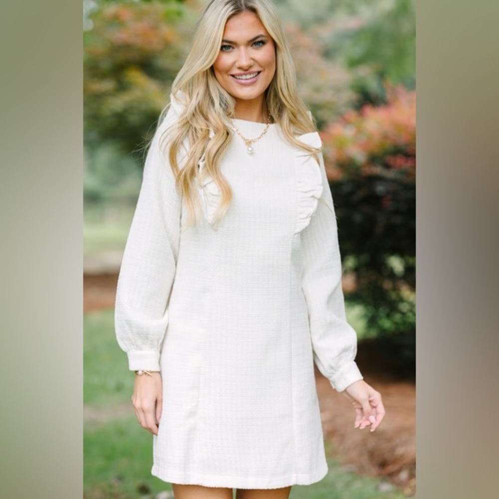 Aura Tweed Long Sleeve Sheath Dress with Ruffle Detail – Size M